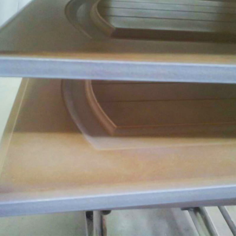 LM501W antidoghanzation PVC vákuové termoformovanie adhézie